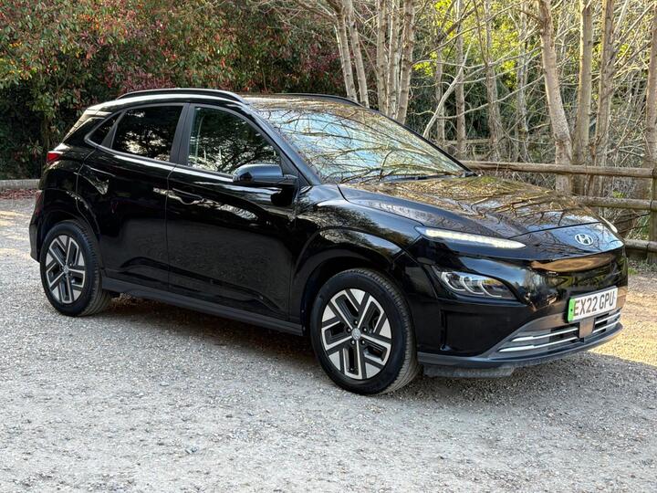 Hyundai KONA 39kWh Premium Auto 5dr (10.5kW Charger)