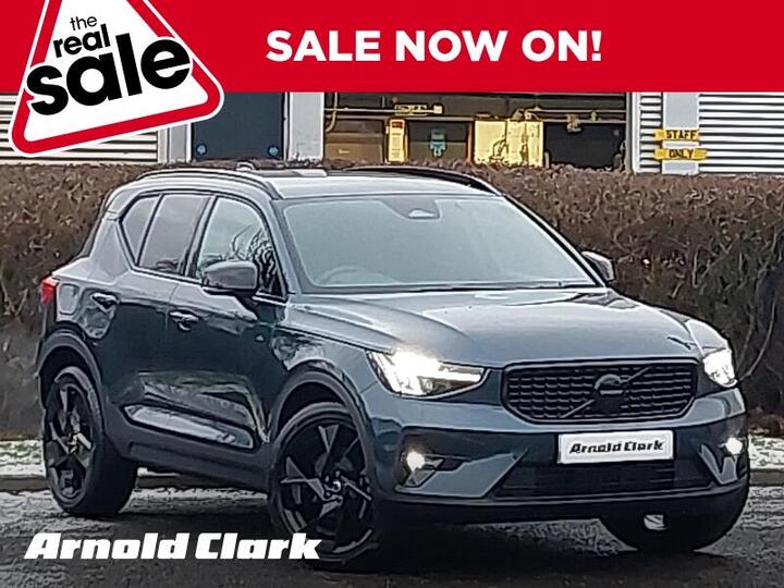 Volvo XC40 2.0 B3 MHEV Plus Black Edition DCT Auto Euro 6 (s/s) 5dr