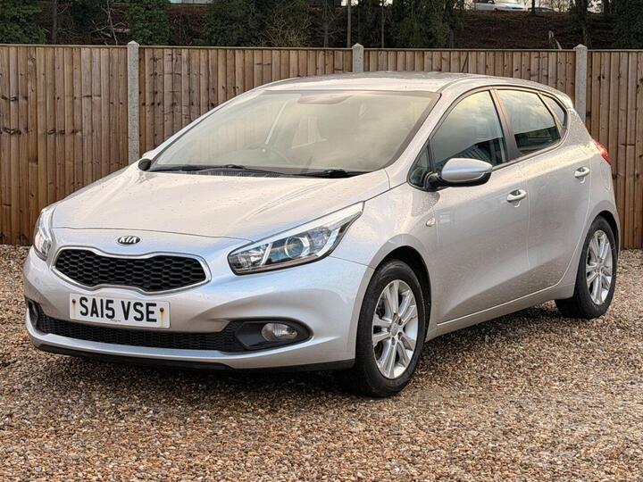 Kia CEED 1.4 VR7 Euro 5 5dr