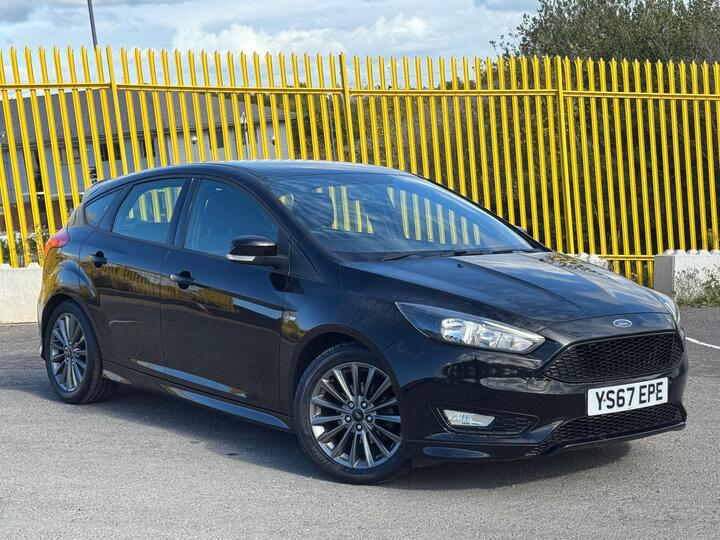 Ford Focus 1.0T EcoBoost ST-Line Euro 6 (s/s) 5dr