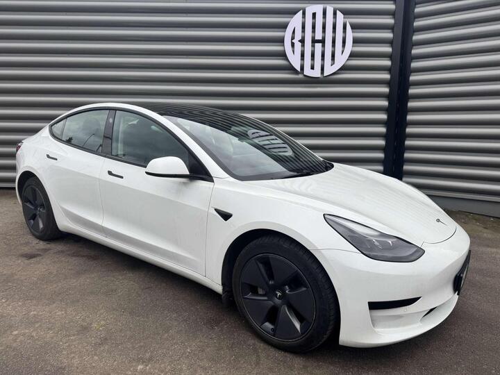 Tesla MODEL 3 Standard Range Plus Auto RWD 4dr Tesla MODEL 3 Standard Range Plus Auto RWD 4dr