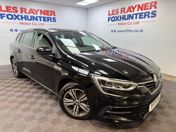 Renault Megane 1.6 E-TECH 9.8kWh Iconic Sport Tourer Auto Euro 6 (s/s) 5dr