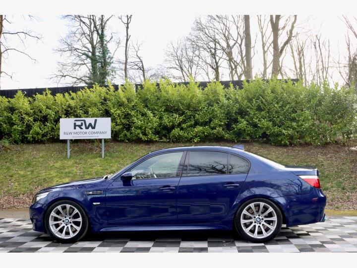 BMW M5 5.0 V10 SMG Euro 4 4dr