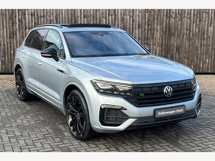 Volkswagen Touareg 3.0 TDI V6 Black Edition Tiptronic 4Motion Euro 6 (s/s) 5dr