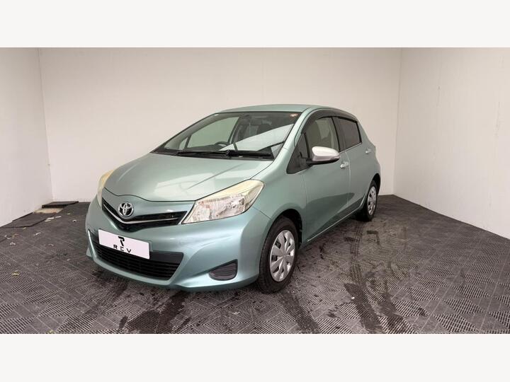 Toyota Yaris 1.33 Dual VVT-i Icon Multidrive S Euro 5 5dr Toyota Yaris 1.33 Dual VVT-i Icon Multidrive S Euro 5 5dr