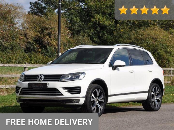 Volkswagen Touareg 3.0 TDI V6 BlueMotion Tech R-Line Tiptronic 4WD Euro 6 (s/s) 5dr Volkswagen Touareg 3.0 TDI V6 BlueMotion Tech R-Line Tiptronic 4WD Euro 6 (s/s) 5dr