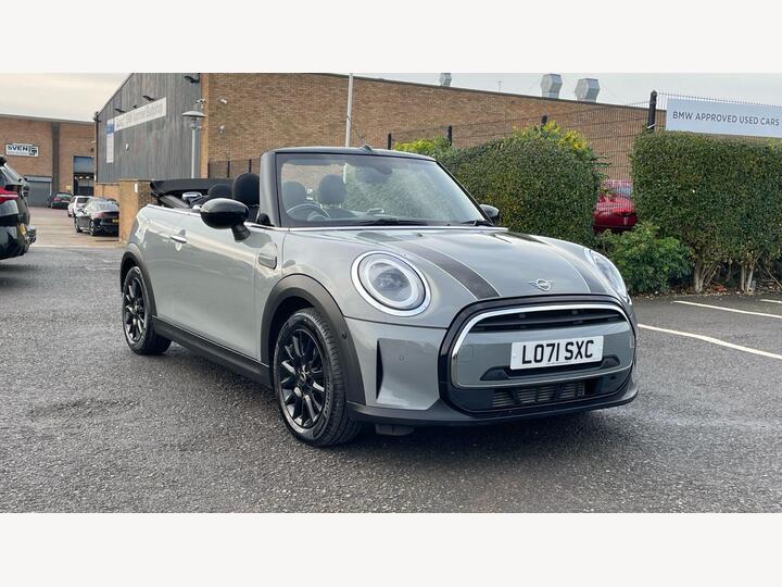 MINI Convertible 1.5 Cooper Classic Steptronic Euro 6 (s/s) 2dr
