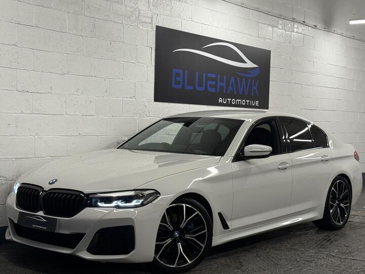 BMW 5 Series 2.0 520d MHT M Sport Steptronic Euro 6 (s/s) 4dr BMW 5 Series 2.0 520d MHT M Sport Steptronic Euro 6 (s/s) 4dr