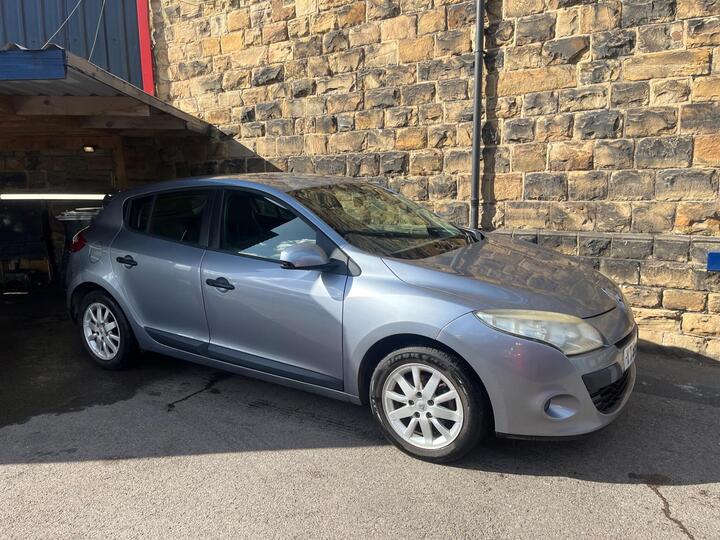 Renault Megane 1.6 16V Extreme Euro 4 5dr