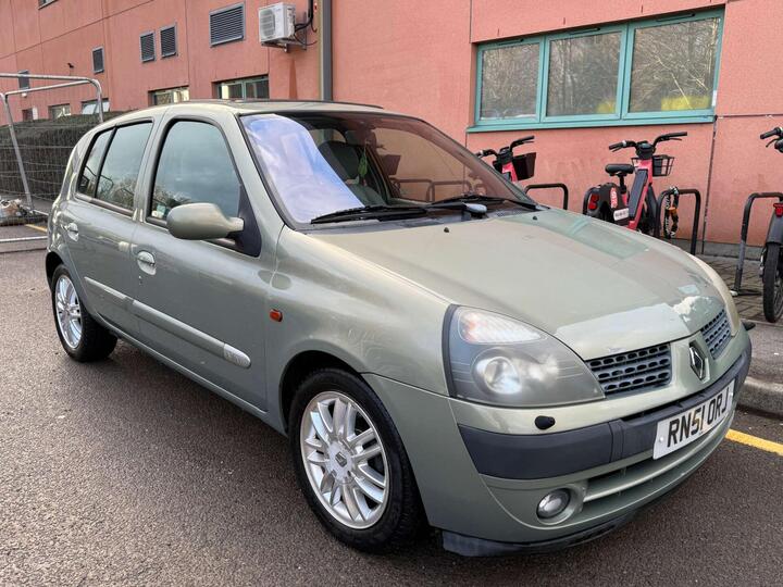 Renault CLIO 1.6 16v Initiale 5dr