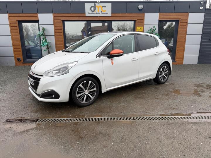 Peugeot 208 1.2 PureTech Roland Garros Euro 6 (s/s) 5dr