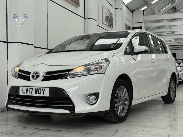 Toyota Verso 1.6 V-Matic Icon Euro 6 5dr (7 Seat) Toyota Verso 1.6 V-Matic Icon Euro 6 5dr (7 Seat)