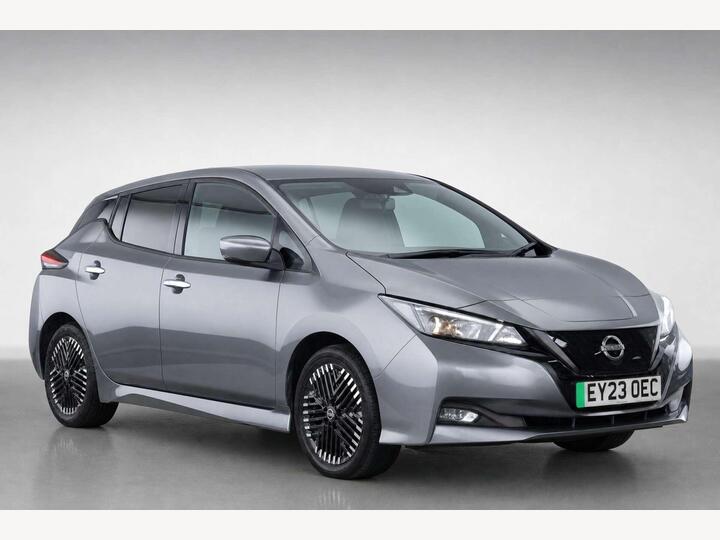 Nissan LEAF 39kWh N-Connecta Auto 5dr