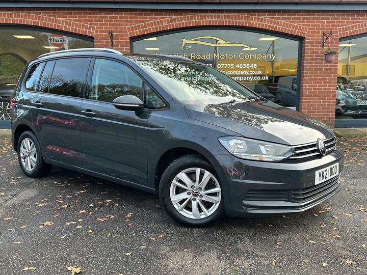 Volkswagen Touran 1.5 TSI EVO SE Family Euro 6 (s/s) 5dr Volkswagen Touran 1.5 TSI EVO SE Family Euro 6 (s/s) 5dr