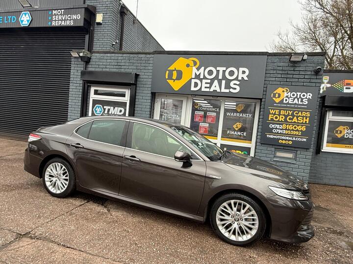 Toyota Camry 2.5 VVT-h Excel CVT Euro 6 (s/s) 4dr