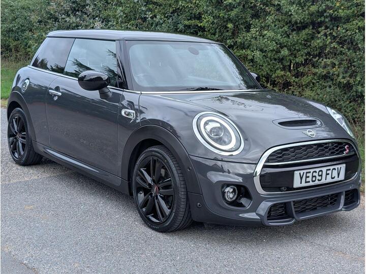 MINI Hatch 2.0 Cooper S Sport Steptronic Euro 6 (s/s) 3dr