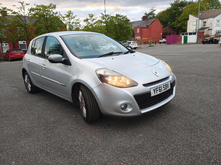 Renault Clio 1.2 Dynamique TomTom Euro 5 5dr