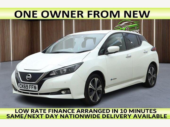 Nissan LEAF 40kWh N-Connecta Auto 5dr Nissan LEAF 40kWh N-Connecta Auto 5dr