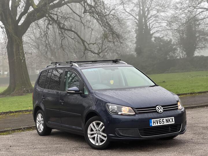 Volkswagen Touran 1.6 TDI BlueMotion Tech SE DSG Euro 5 (s/s) 5dr Volkswagen Touran 1.6 TDI BlueMotion Tech SE DSG Euro 5 (s/s) 5dr