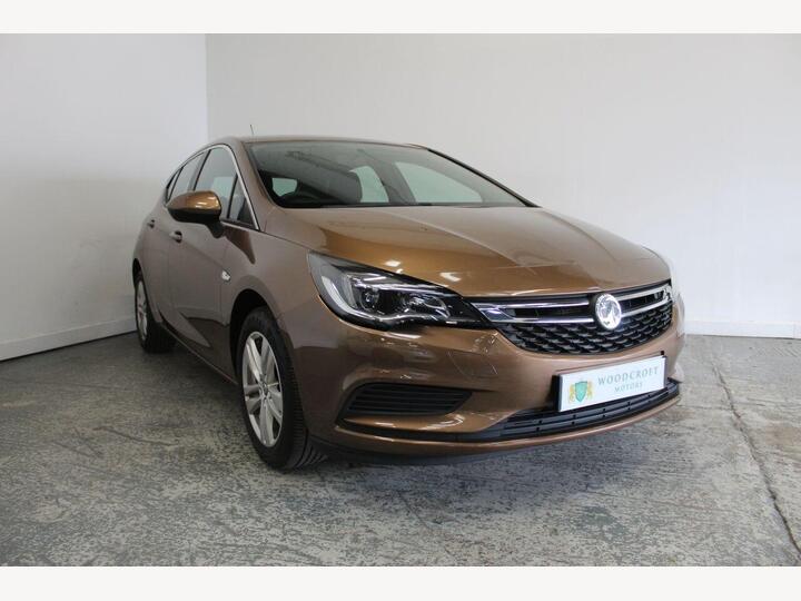 Vauxhall Astra 1.4i Turbo SRi Euro 6 5dr Vauxhall Astra 1.4i Turbo SRi Euro 6 5dr