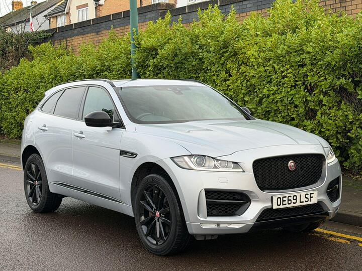 Jaguar F-PACE 2.0 P300 R-Sport Auto AWD Euro 6 (s/s) 5dr
