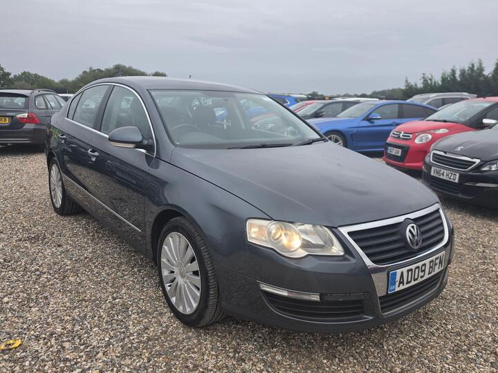 Volkswagen Passat 2.0 TDI Highline DSG Euro 5 4dr