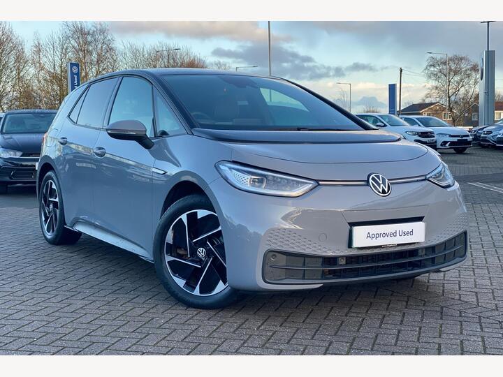 Volkswagen ID.3 Pure Performance 45kWh Style Auto 5dr