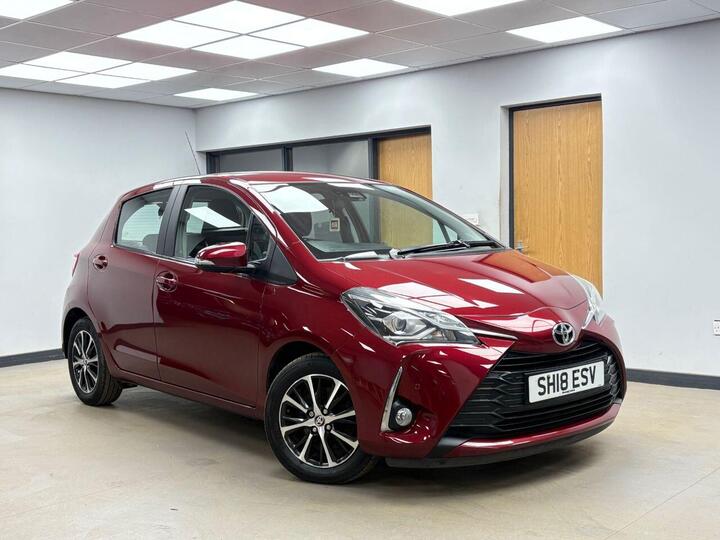 Toyota YARIS 1.5 VVT-i Icon Tech Euro 6 5dr