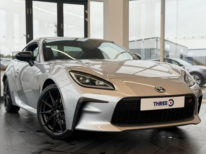 Toyota GR86 2.4 Boxer D-4S Euro 6 2dr