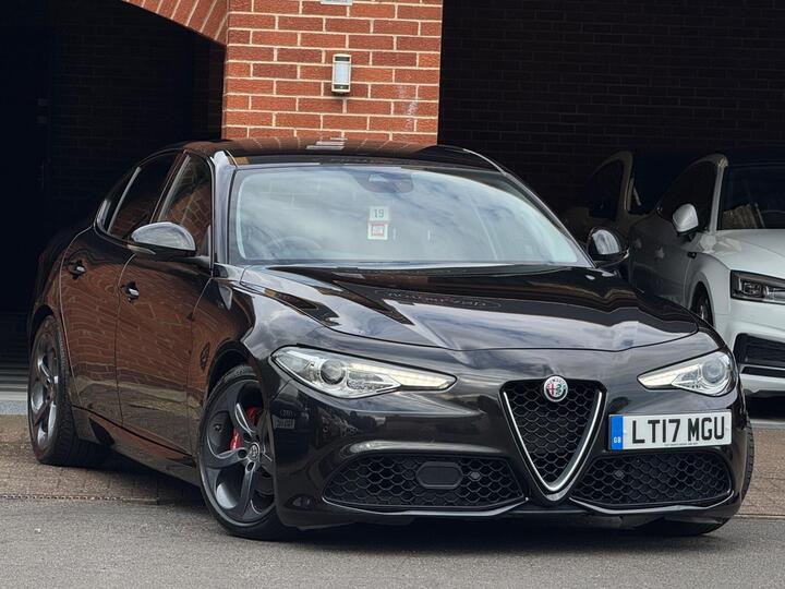 Alfa Romeo Giulia 2.2 TD Speciale Auto Euro 6 (s/s) 4dr