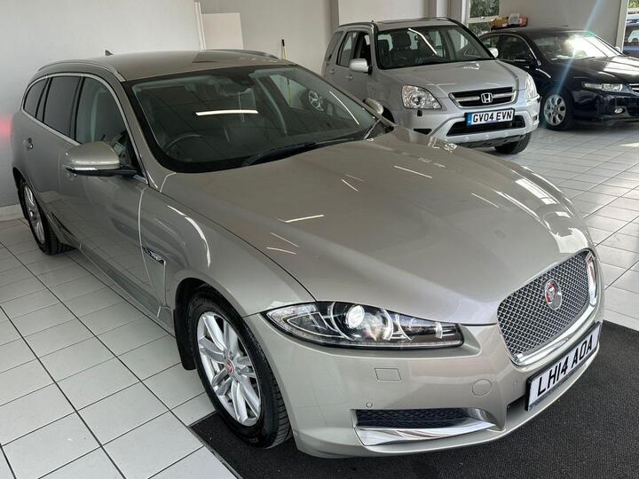 Jaguar XF 2.2d Luxury Sportbrake Auto Euro 5 (s/s) 5dr