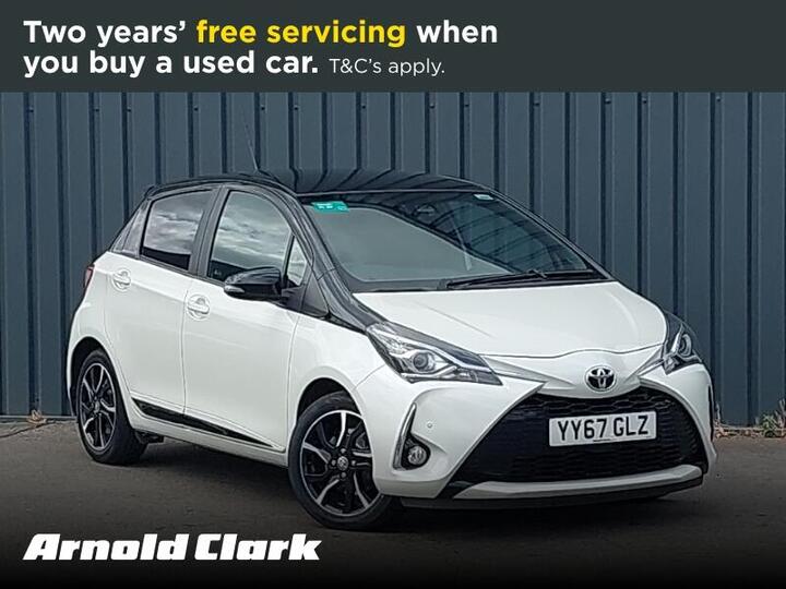 Toyota Yaris 1.5 VVT-i Blue Bi-Tone Euro 6 5dr