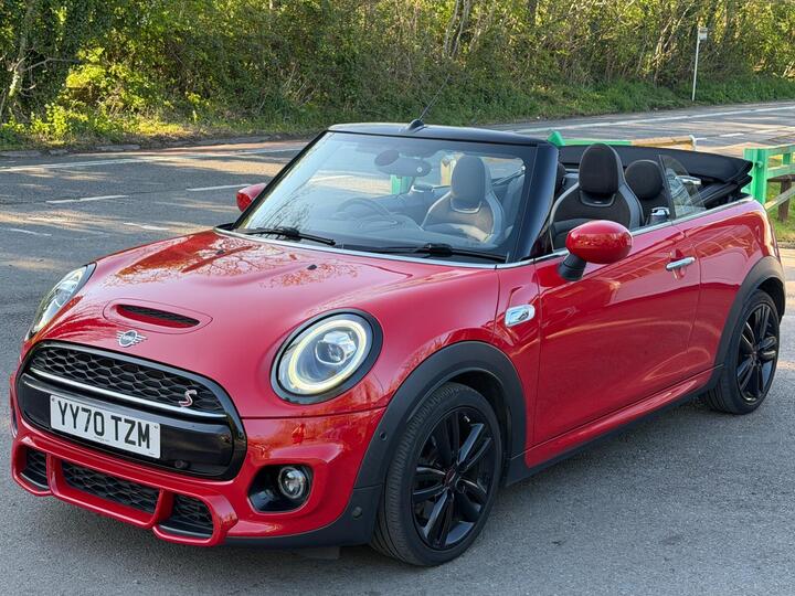 MINI Convertible 2.0 Cooper S Sport Steptronic Euro 6 (s/s) 2dr