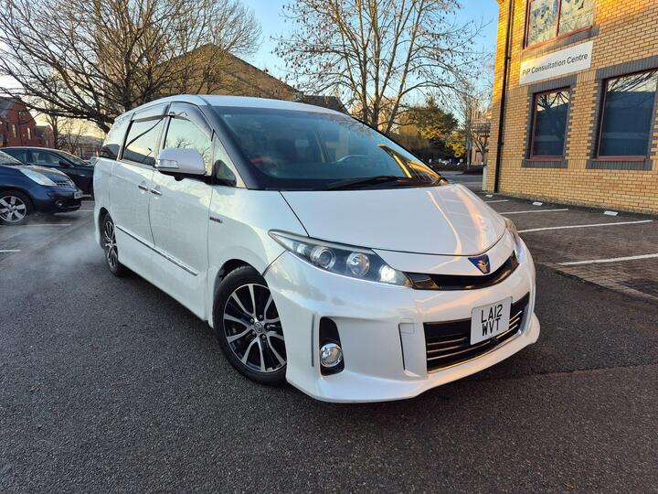 Toyota Estima 2.4 Hybrid Neat Clean Family Car