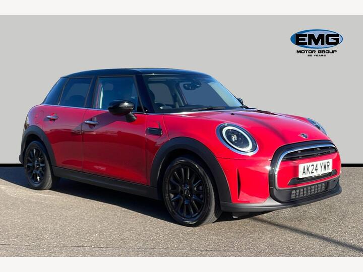 MINI 5 Door Hatch 1.5 Cooper Classic Steptronic Euro 6 (s/s) 5dr