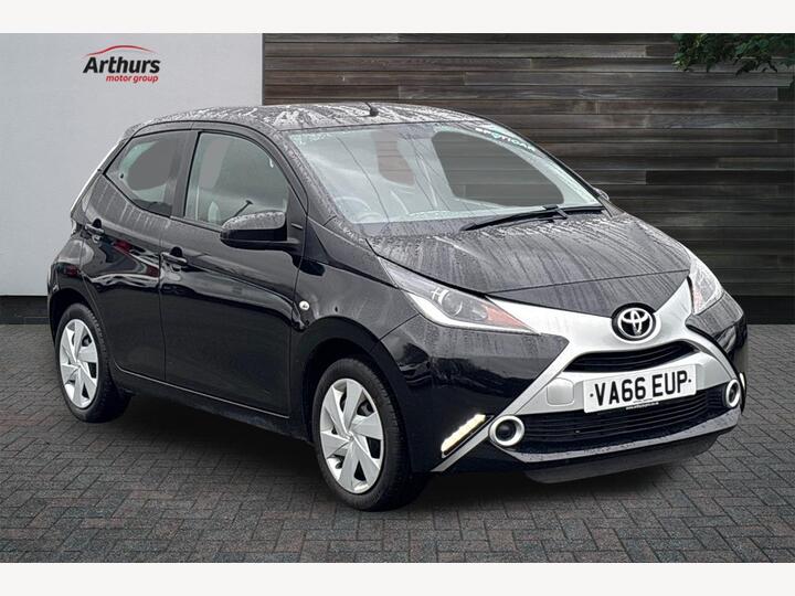 Toyota AYGO 1.0 VVT-i X-play Euro 6 5dr