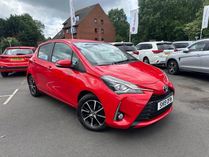 Toyota Yaris 1.5 VVT-i Icon Tech Euro 6 5dr