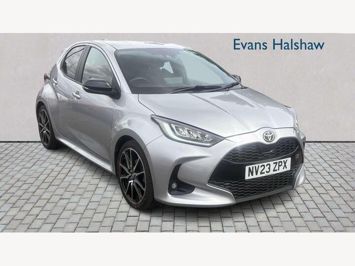 Toyota YARIS HATCHBACK 1.5 VVT-h GR SPORT E-CVT Euro 6 (s/s) 5dr
