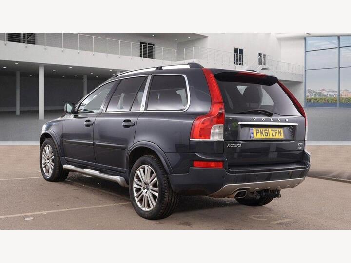 Volvo XC90 2.4 D5 Executive Geartronic 4WD Euro 5 5dr