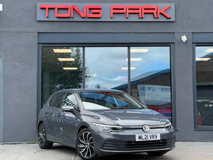 Volkswagen Golf 1.5 ETSI MHEV Life DSG Euro 6 (s/s) 5dr