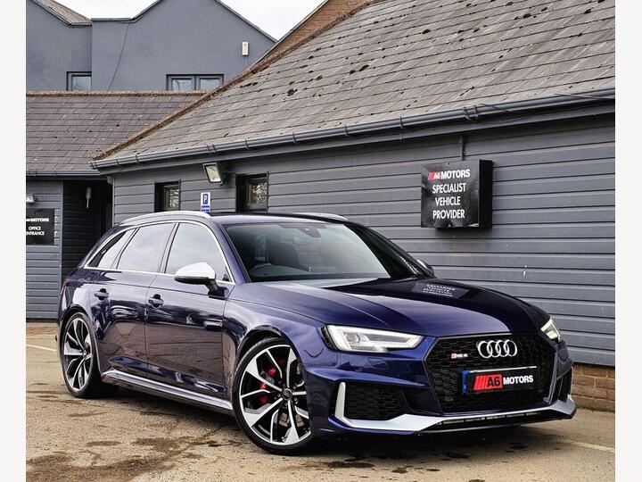 Audi RS4 AVANT 2.9 TFSI V6 Tiptronic Quattro Euro 6 (s/s) 5dr Audi RS4 AVANT 2.9 TFSI V6 Tiptronic Quattro Euro 6 (s/s) 5dr