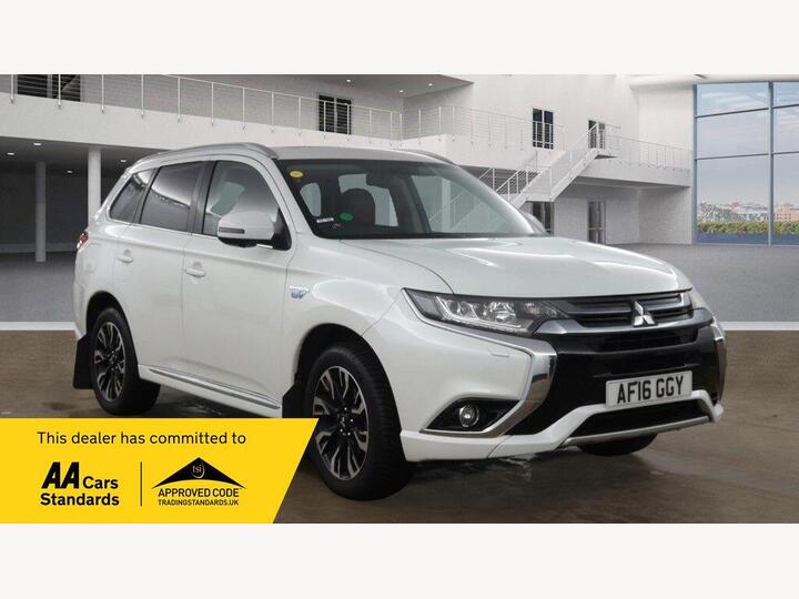Mitsubishi Outlander 2.0h 12kWh GX5h CVT 4WD Euro 6 (s/s) 5dr Mitsubishi Outlander 2.0h 12kWh GX5h CVT 4WD Euro 6 (s/s) 5dr