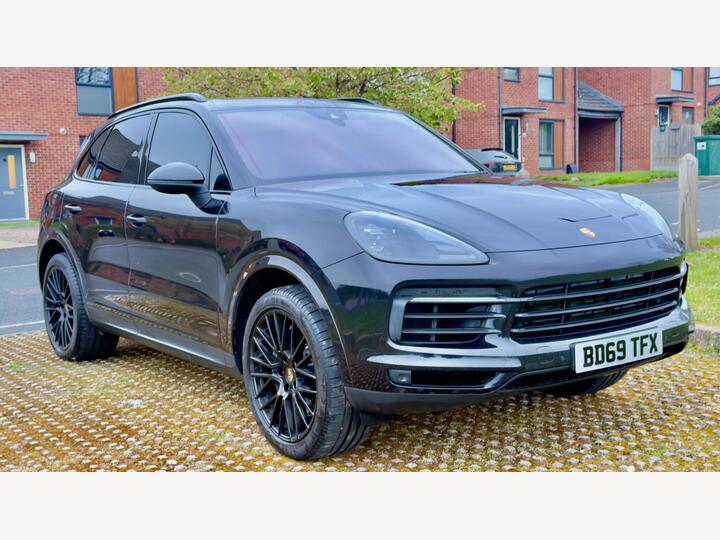 Porsche Cayenne 2.9T V6 S TiptronicS 4WD Euro 6 (s/s) 5dr Porsche Cayenne 2.9T V6 S TiptronicS 4WD Euro 6 (s/s) 5dr