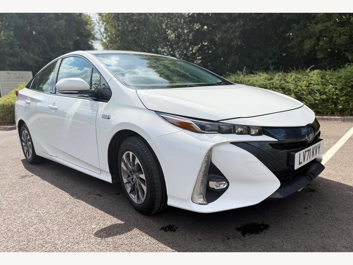 Toyota Prius 1.8 VVT 8.8kWh Business Edition Plus CVT Euro 6 (s/s) 5dr
