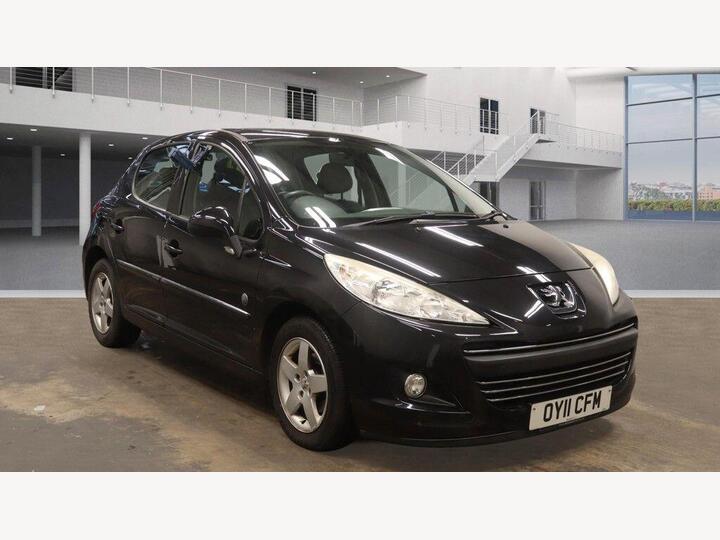 Peugeot 207 1.4 Envy Euro 5 5dr Peugeot 207 1.4 Envy Euro 5 5dr