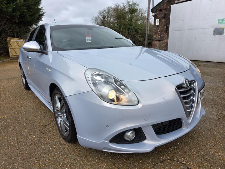 Alfa Romeo Giulietta 2.0 JTDM-2 Exclusive TCT Euro 5 (s/s) 5dr