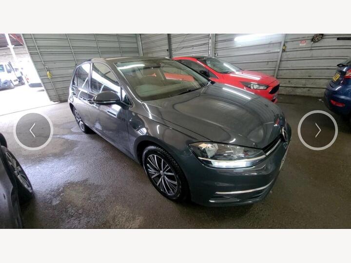 Volkswagen Golf 1.6 TDI BlueMotion Tech SE Nav Euro 6 (s/s) 5dr