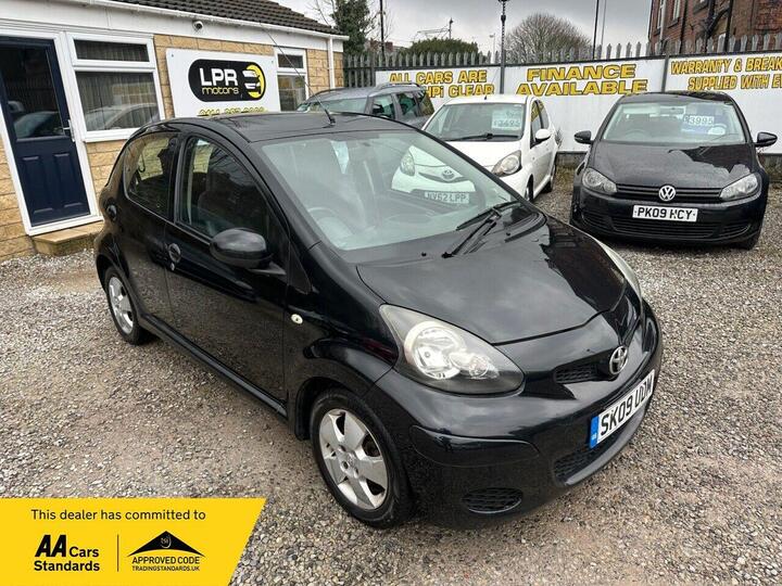 Toyota AYGO 1.0 VVT-i Black Euro 4 5dr (AC)