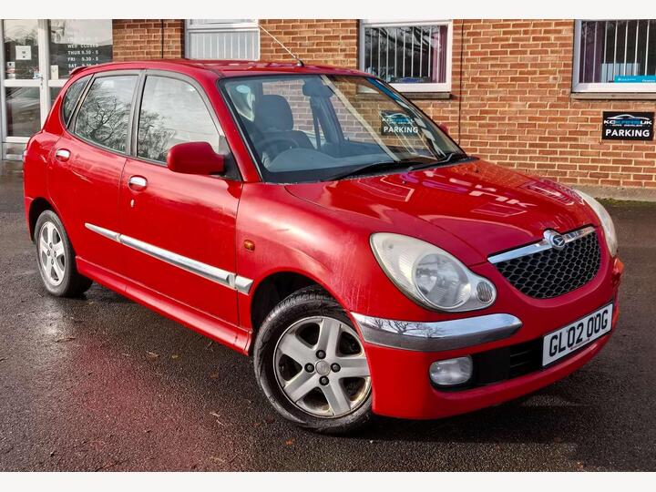 Daihatsu SIRION 1.3 F-Speed F-Speed 5dr