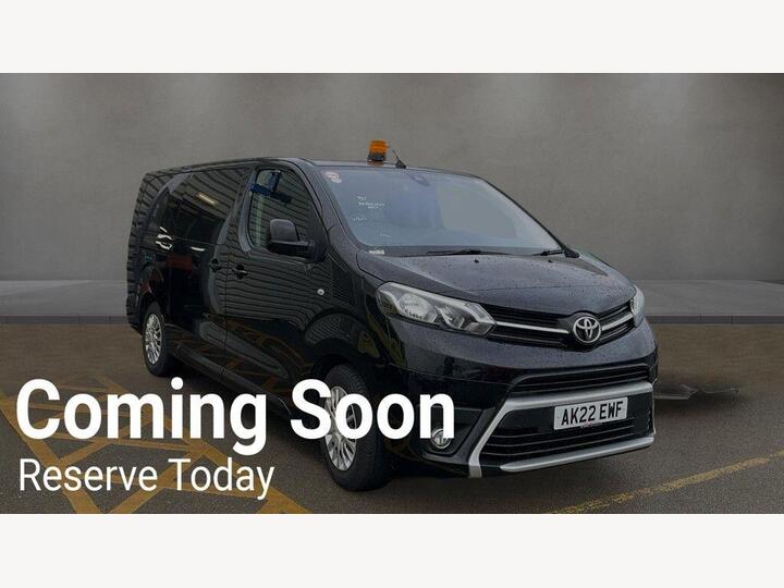 Toyota PROACE VERSO 2.0D Shuttle Long MPV LWB Euro 6 (s/s) 5dr (9 Seat)